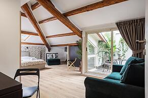 Vatican Vittoria Suites