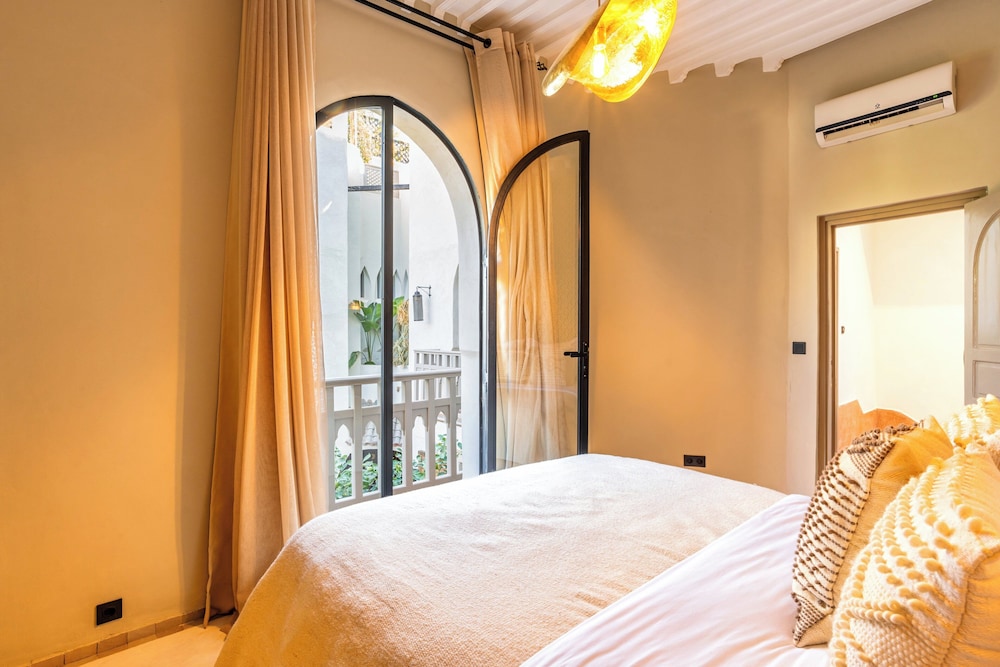 Suites and Spa - BY XO Riad