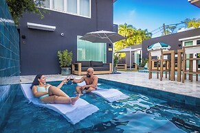 Portofino 4BD Suite Pool Resort Vibe