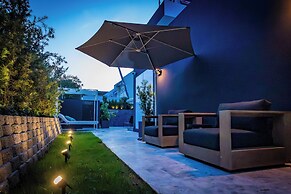 Portofino 4BD Suite Pool Resort Vibe