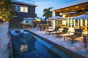 Portofino 4BD Suite Pool Resort Vibe