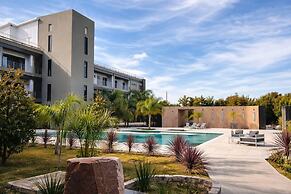Radisson RED Funes