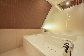 Jamsil Lounge Hotel