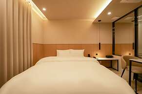 Jamsil Lounge Hotel