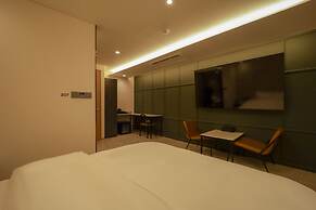 Jamsil Lounge Hotel