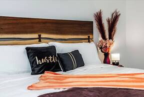 Chiccityescape3bdrm King