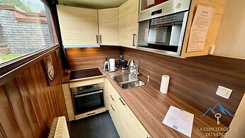 Tranquil Flat for 5 in Murat-le-quaire