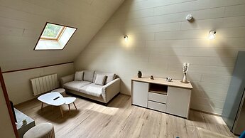 Spacious Spot by the Hiking Trails