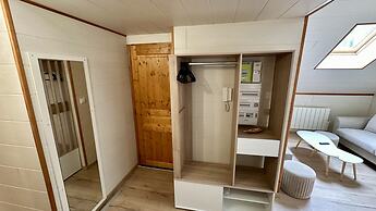 Spacious Spot by the Hiking Trails