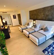 Chaker Hotel