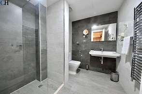 Chaker Hotel