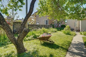 1 Block to Main St: 'second Street Carriage House'