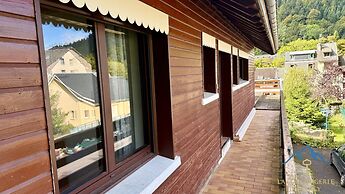 Chalet With Expansive Panorama Terrace