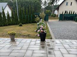 Large, Comfortable Holiday Home, Private Garden