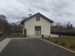 Large Holiday Home With Private Garden