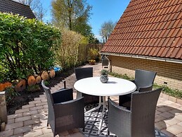 Cozy Holiday Home in Burgerbrug