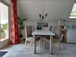 Cozy Holiday Home in Burgerbrug