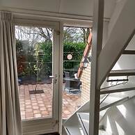 Cozy Holiday Home in Burgerbrug