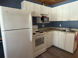 Lakewoods Cottage Resort