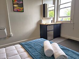 Urban Lounge Sleepery Carterton