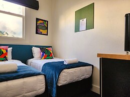 Urban Lounge Sleepery Carterton