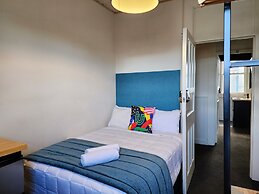 Urban Lounge Sleepery Carterton