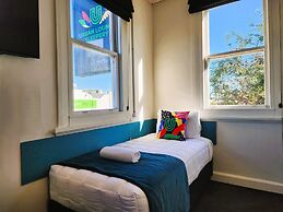 Urban Lounge Sleepery Carterton