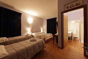 HOTEL LOCANDA DELL'OCA BIANCA