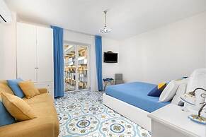 Millie Sorrento Suites