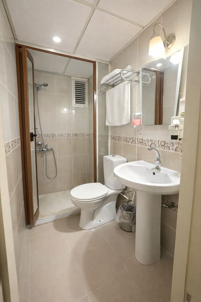 Coskun Sarkoy Hotel