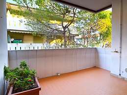 Sunny Beachside Apartment in Grado