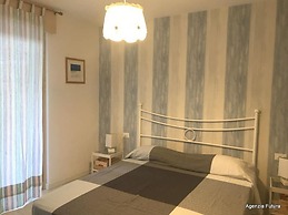 Lovely Private Garden Apartment for Four in Grado