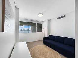 Stylish Apartment Near Mandurah's Best Spots