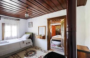 Nikbin Retreat