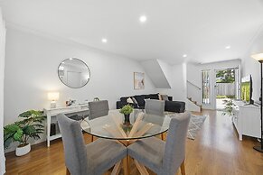 Bright 3-bed Home Near Maroochydore Beach