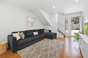Bright 3-bed Home Near Maroochydore Beach