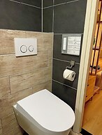 A&A Patio Suite