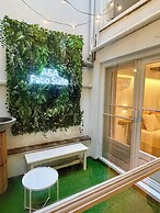 A&A Patio Suite