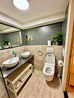 A&A Patio Suite