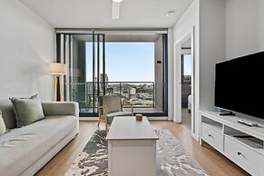 Bright 2-bed Apartment in Bowen Hills