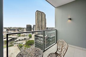 Bright 2-bed Apartment in Bowen Hills