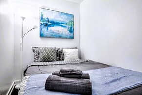 Waterfront Grand Apartments