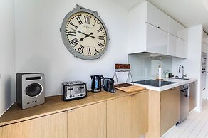 Waterfront Grand Apartments
