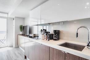 Waterfront Grand Apartments