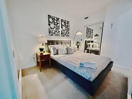 Waterfront Grand Apartments