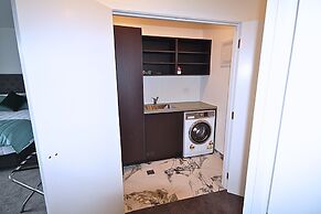Dunedin Luxury Stay