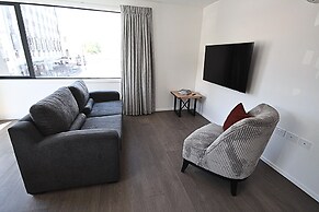 Dunedin Luxury Stay
