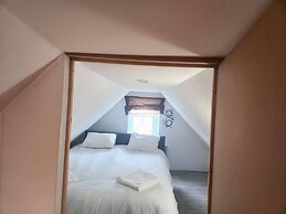 Welcome to our Mouscron Cocoon