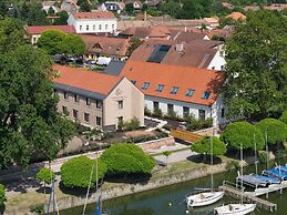 Malom és Kacsa Boutique Hotel
