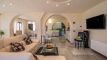 Villa Ark Luxury Villa With Private Pool